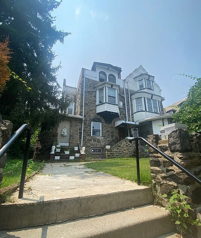 Property thumbnail image